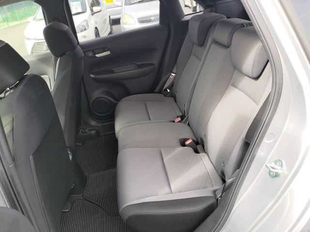 フィット ｅ：ＨＥＶベーシック　ＭナビＢカメラＥＴＣオートＡＣクルコン衝突軽減Ｂキーフリ（23枚目）