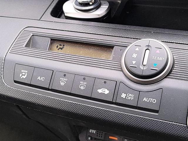 フリード Ｇ　ジャストセレクション　ＭナビＢカメラ左ＡドアＨＩＤキーフリＥＴＣオートＡＣアイドリ（14枚目）