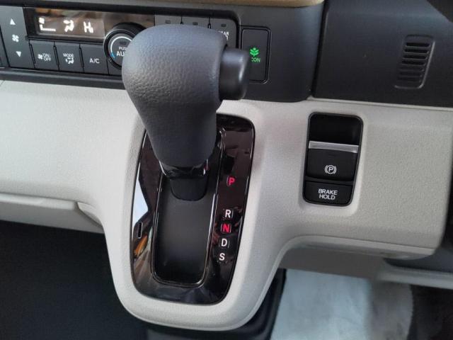 Ｎ－ＢＯＸ ベースグレード　届出済未使用車　ＬＥＤライト左ＡドアＢカメ衝突軽減Ｂキーフリ（15枚目）