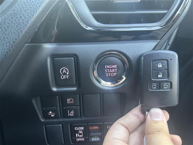 ノア Ｓｉ　ダブルバイビー　純正ナビ　ＡＭ／ＦＭ／ＣＤ／ＤＶＤ　Ｂｌｕｅｔｏｏｔｈ接続　クルーズコントロール　両側パワースライドドア　フルセグＴＶ　アイドリングストップ　ＥＴＣ　純正１６インチアルミホイール（18枚目）