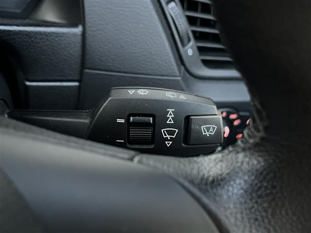 Ｘ１ ｘＤｒｉｖｅ　２５ｉ　ＨＤＤナビ　スマートキー　４ＷＤ　ＭＴモード付　ＡＡＣ　バックカメラ　ミュージックプレイヤー接続　フルセグ　純正アルミホイール　パワーシート　ＨＩＤヘッドライト（11枚目）