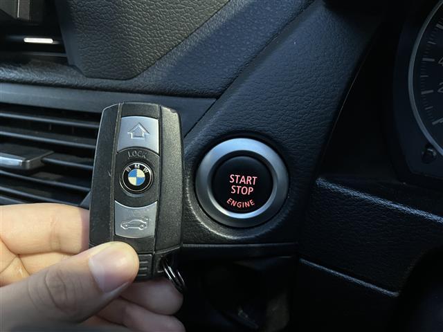 Ｘ１ ｘＤｒｉｖｅ　２５ｉ　ＨＤＤナビ　スマートキー　４ＷＤ　ＭＴモード付　ＡＡＣ　バックカメラ　ミュージックプレイヤー接続　フルセグ　純正アルミホイール　パワーシート　ＨＩＤヘッドライト（15枚目）