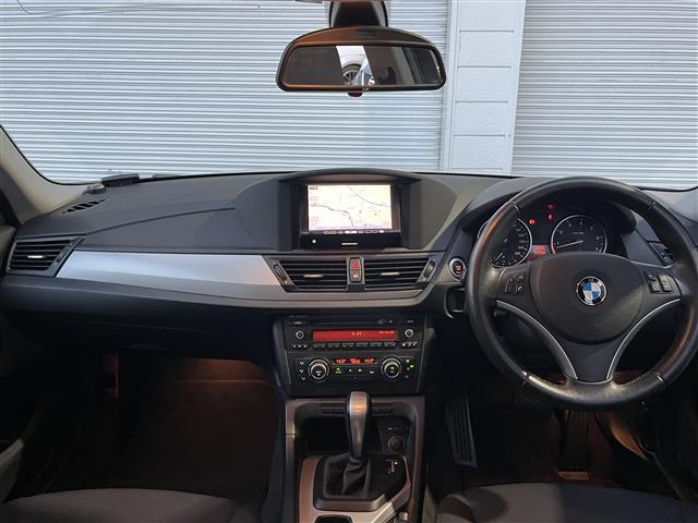 Ｘ１ ｘＤｒｉｖｅ　２５ｉ　ＨＤＤナビ　スマートキー　４ＷＤ　ＭＴモード付　ＡＡＣ　バックカメラ　ミュージックプレイヤー接続　フルセグ　純正アルミホイール　パワーシート　ＨＩＤヘッドライト（42枚目）