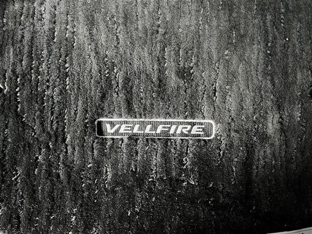 ヴェルファイア 2.4Z 純正ナビ CD DVD AM FM ワンセグTV バックカメラ ETC MTモード付AT プッシュスタート スマートキー 片側パワースライドドア 3列目シート HIDヘッドライト 純正フロアマット(15枚目)