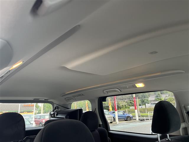 ヴェルファイア 2.4Z 純正ナビ CD DVD AM FM ワンセグTV バックカメラ ETC MTモード付AT プッシュスタート スマートキー 片側パワースライドドア 3列目シート HIDヘッドライト 純正フロアマット(17枚目)