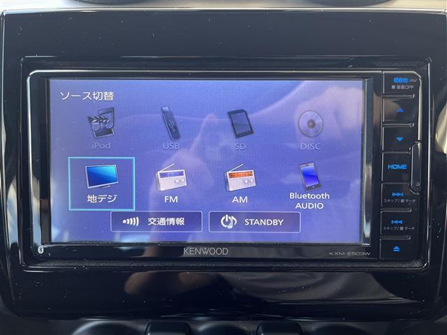 スイフト XRリミテッド 純正ナビ Bluetooth フルセグ CD DVD AM FM バックカメラ ビルトインETC ドライブレコーダー クルーズコントロール 社外15インチアルミホイール 純正フロアマット 盗難防止装置(4枚目)