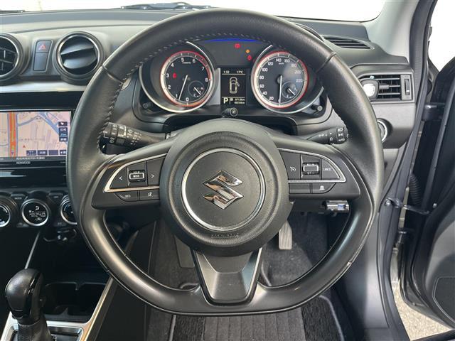 スイフト XRリミテッド 純正ナビ Bluetooth フルセグ CD DVD AM FM バックカメラ ビルトインETC ドライブレコーダー クルーズコントロール 社外15インチアルミホイール 純正フロアマット 盗難防止装置(9枚目)