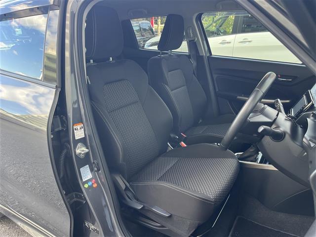 スイフト XRリミテッド 純正ナビ Bluetooth フルセグ CD DVD AM FM バックカメラ ビルトインETC ドライブレコーダー クルーズコントロール 社外15インチアルミホイール 純正フロアマット 盗難防止装置(21枚目)