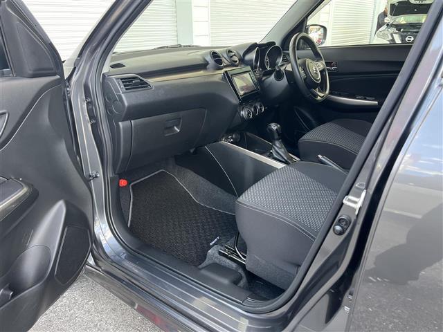 スイフト XRリミテッド 純正ナビ Bluetooth フルセグ CD DVD AM FM バックカメラ ビルトインETC ドライブレコーダー クルーズコントロール 社外15インチアルミホイール 純正フロアマット 盗難防止装置(22枚目)