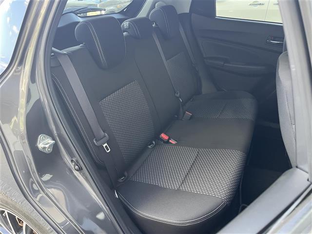 スイフト XRリミテッド 純正ナビ Bluetooth フルセグ CD DVD AM FM バックカメラ ビルトインETC ドライブレコーダー クルーズコントロール 社外15インチアルミホイール 純正フロアマット 盗難防止装置(25枚目)