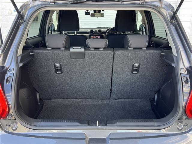 スイフト XRリミテッド 純正ナビ Bluetooth フルセグ CD DVD AM FM バックカメラ ビルトインETC ドライブレコーダー クルーズコントロール 社外15インチアルミホイール 純正フロアマット 盗難防止装置(28枚目)