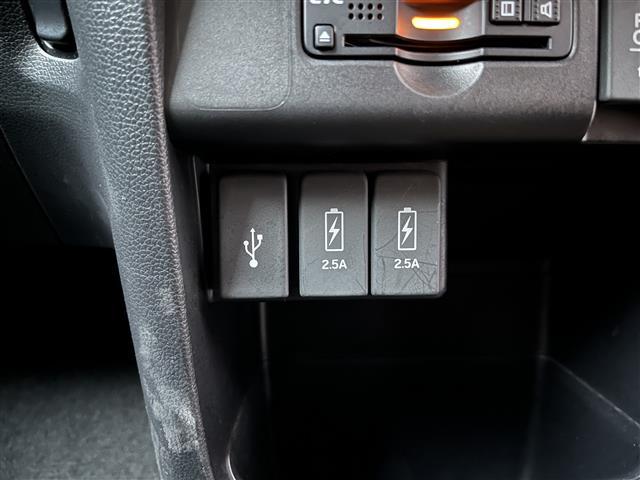 Ｎ－ＷＧＮカスタム Ｇ・ターボパッケージ　純正ナビ　Ｂｌｕｅｔｏｏｔｈ　フルセグ　ＣＤ　ＤＶＤ　ＡＭ　ＦＭ　クルーズコントロール　ビルトインＥＴＣ　ハーフレザーシート　ＭＴモード付ＡＴ　パドルシフト　ターボ　プッシュスタート　スマートキー（15枚目）