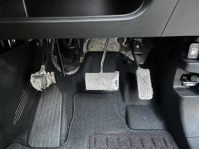 Ｎ－ＷＧＮカスタム Ｇ・ターボパッケージ　純正ナビ　Ｂｌｕｅｔｏｏｔｈ　フルセグ　ＣＤ　ＤＶＤ　ＡＭ　ＦＭ　クルーズコントロール　ビルトインＥＴＣ　ハーフレザーシート　ＭＴモード付ＡＴ　パドルシフト　ターボ　プッシュスタート　スマートキー（18枚目）