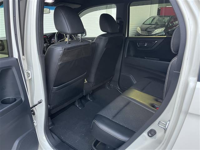 Ｎ－ＷＧＮカスタム Ｇ・ターボパッケージ　純正ナビ　Ｂｌｕｅｔｏｏｔｈ　フルセグ　ＣＤ　ＤＶＤ　ＡＭ　ＦＭ　クルーズコントロール　ビルトインＥＴＣ　ハーフレザーシート　ＭＴモード付ＡＴ　パドルシフト　ターボ　プッシュスタート　スマートキー（26枚目）