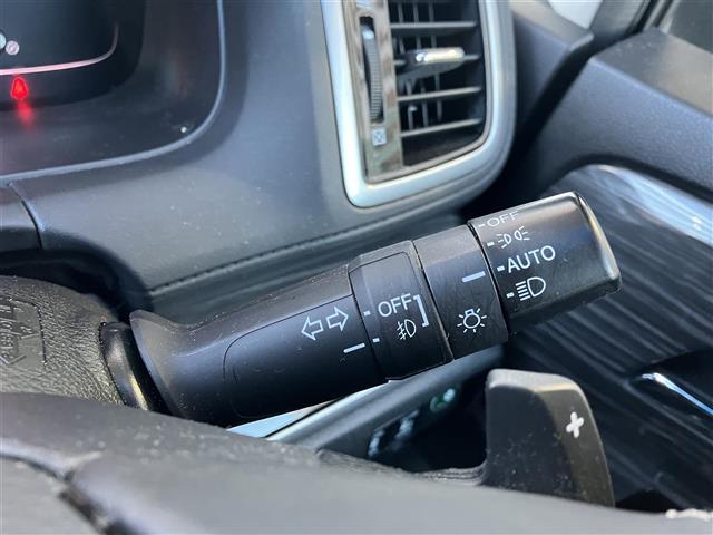 オデッセイ アブソルート・ＥＸ　純正ナビ　Ｂｌｕｅｔｏｏｔｈ接続　ＥＴＣ　ドライブレコーダー　クルーズコントロール　バックカメラ　運転席パワーシート　ＷＡＣ　フルセグテレビ　純正フロアマット　純正１８インチアルミホイール（12枚目）