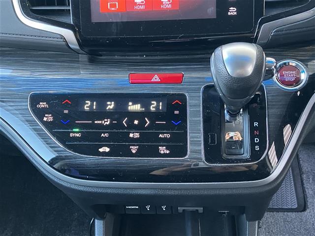 オデッセイ アブソルート・ＥＸ　純正ナビ　Ｂｌｕｅｔｏｏｔｈ接続　ＥＴＣ　ドライブレコーダー　クルーズコントロール　バックカメラ　運転席パワーシート　ＷＡＣ　フルセグテレビ　純正フロアマット　純正１８インチアルミホイール（14枚目）