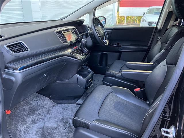 オデッセイ アブソルート・ＥＸ　純正ナビ　Ｂｌｕｅｔｏｏｔｈ接続　ＥＴＣ　ドライブレコーダー　クルーズコントロール　バックカメラ　運転席パワーシート　ＷＡＣ　フルセグテレビ　純正フロアマット　純正１８インチアルミホイール（21枚目）