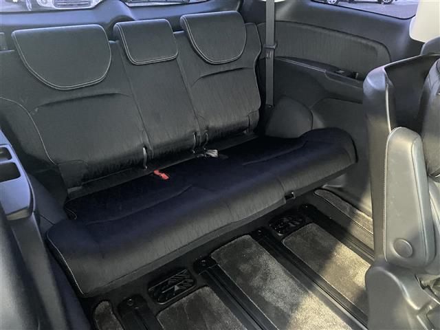 オデッセイ アブソルート・ＥＸ　純正ナビ　Ｂｌｕｅｔｏｏｔｈ接続　ＥＴＣ　ドライブレコーダー　クルーズコントロール　バックカメラ　運転席パワーシート　ＷＡＣ　フルセグテレビ　純正フロアマット　純正１８インチアルミホイール（27枚目）