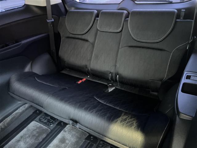 オデッセイ アブソルート・ＥＸ　純正ナビ　Ｂｌｕｅｔｏｏｔｈ接続　ＥＴＣ　ドライブレコーダー　クルーズコントロール　バックカメラ　運転席パワーシート　ＷＡＣ　フルセグテレビ　純正フロアマット　純正１８インチアルミホイール（28枚目）