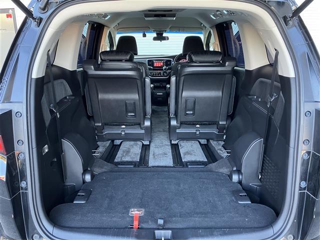 オデッセイ アブソルート・ＥＸ　純正ナビ　Ｂｌｕｅｔｏｏｔｈ接続　ＥＴＣ　ドライブレコーダー　クルーズコントロール　バックカメラ　運転席パワーシート　ＷＡＣ　フルセグテレビ　純正フロアマット　純正１８インチアルミホイール（30枚目）