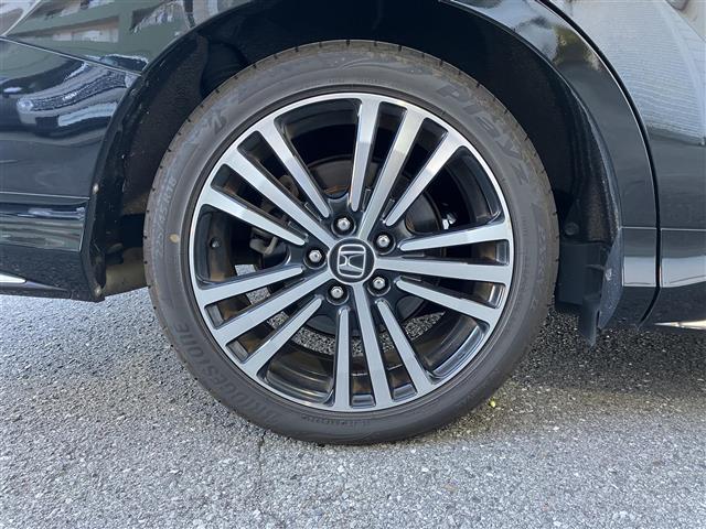 オデッセイ アブソルート・ＥＸ　純正ナビ　Ｂｌｕｅｔｏｏｔｈ接続　ＥＴＣ　ドライブレコーダー　クルーズコントロール　バックカメラ　運転席パワーシート　ＷＡＣ　フルセグテレビ　純正フロアマット　純正１８インチアルミホイール（41枚目）