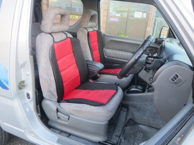 ジムニー ＸＣ　カセット　ＡＭ　ＦＭラジオ　ＥＴＣ　エアコン　リモコンミラー　キーレスエントリー　パワーステアリング　パワーウィンド　アルミホイール　４ＡＴ　４ＷＤ　ターボ　タイミングチェーンエンジン（2枚目）