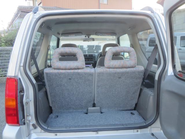 ジムニー ＸＣ　カセット　ＡＭ　ＦＭラジオ　ＥＴＣ　エアコン　リモコンミラー　キーレスエントリー　パワーステアリング　パワーウィンド　アルミホイール　４ＡＴ　４ＷＤ　ターボ　タイミングチェーンエンジン（12枚目）