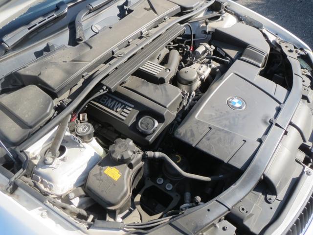 ３シリーズ ３２０ｉ　ナビ　ＣＤ　ＡＭ　ＦＭラジオ　ＡＵＸ　ＥＴＣ　オートエアコン　スマートキー　電動格納リモコンミラー　６エアバック　ＡＢＳ　ＥＳＣ　ＨＩＤヘッドライト　フォグランプ　アルミホイール　ＴチェーンＥｇ　ＦＲ（28枚目）