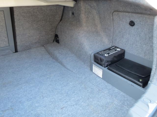 ３シリーズ ３２０ｉ　ナビ　ＣＤ　ＡＭ　ＦＭラジオ　ＡＵＸ　ＥＴＣ　オートエアコン　スマートキー　電動格納リモコンミラー　６エアバック　ＡＢＳ　ＥＳＣ　ＨＩＤヘッドライト　フォグランプ　アルミホイール　ＴチェーンＥｇ　ＦＲ（39枚目）