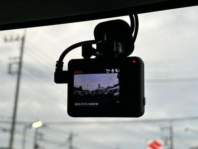 【前後方録画ドライブレコーダー】万が一自動車事故が発生した際、正確な状況証拠や原因解明のために役立ちますよ◎