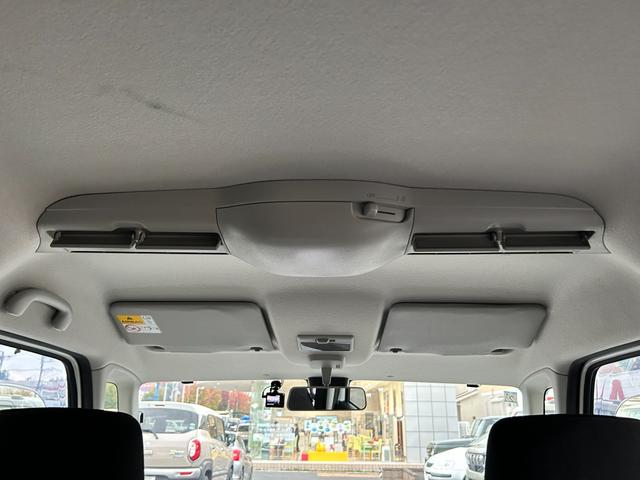 【スリムサーキュレーター】夏に後席まで涼しくしようとすると前席が寒くなったり、冬は後席まで暖かくなりにくかったり。そんな前席と後席の「温度差問題」を解決します！乗っている人みんな快適ですね◎