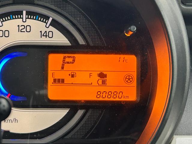 【メーター】視認性のいい自発光メーター◎マルチインフォメーションディスプレイには平均燃費や後続可能距離、アイドリングストップ情報など表示可能です◎