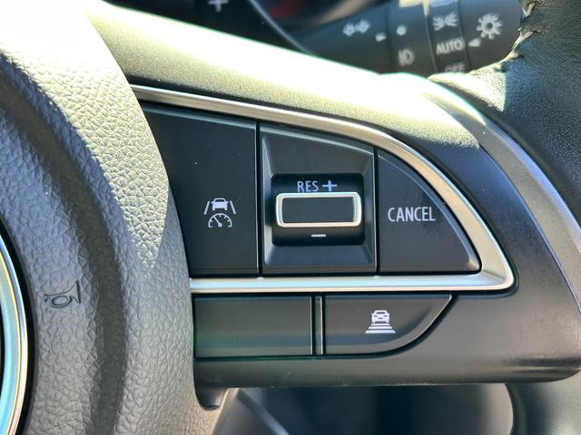 スイフト ＨＹＢＲＩＤ　ＭＺ　全方位モニターナビ　コネクト　ＥＴＣ　全方位モニターナビ　スズキコネクト　ＥＴＣ　衝突被害軽減システム　アダプティブクルーズコントロール　マイルドハイブリッド　ＬＥＤヘッドランプ　ＵＳＢ電源ソケット　パドルシフト　電動パーキングブレーキ（14枚目）