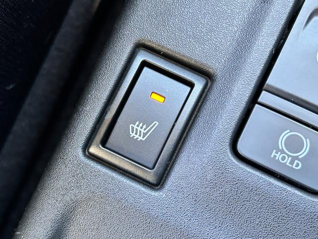 スイフト ＨＹＢＲＩＤ　ＭＺ　全方位モニターナビ　コネクト　ＥＴＣ　全方位モニターナビ　スズキコネクト　ＥＴＣ　衝突被害軽減システム　アダプティブクルーズコントロール　マイルドハイブリッド　ＬＥＤヘッドランプ　ＵＳＢ電源ソケット　パドルシフト　電動パーキングブレーキ（50枚目）