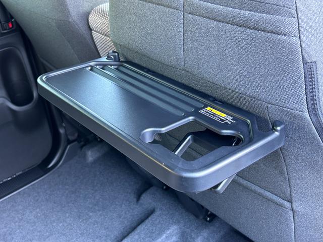 ワゴンＲスマイル ＨＹＢＲＩＤ　Ｘ　３型　クリームコーデ　全方位モニターナビ　全方位モニターナビ　スズキコネクト　衝突被害軽減システム　ＬＥＤヘッドランプ　両側パワースライドドア　アダプティブクルーズコントロール　マイルドハイブリッド　　ＵＳＢ電源ソケット　シートヒーター（18枚目）