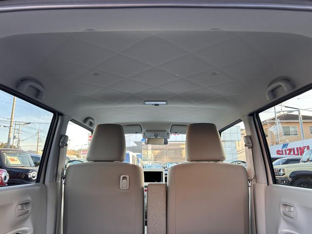 アルトラパン Ｇ　５型　ＵＳＢ電源ソケット　シートヒーター　衝突被害軽減システム　オートライトシステム　キーレスプッシュスタート　運転席シートヒーター　リモート格納ドアミラー　ＵＳＢ電源ソケット　アイドリングストップシステム　盗難抑止システム（9枚目）