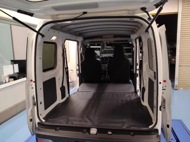 ハイゼットカーゴ DX サポカーSワイド適合 オーディオ エアコン アクセサリーソケット コーナーセンサー アイドリングストップ 光軸調整ダイヤル 横滑り防止機能 誤発進抑制機能 パワーウインドウ キーレス(9枚目)