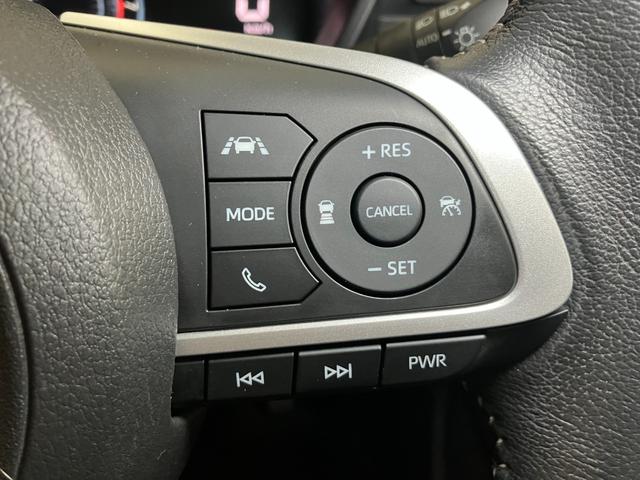 ロッキー プレミアム　サポカーＳワイド適合　ドラレコ　パノラマモニター対応　ブラインドスポットモニター　ＵＳＢ接続端子　ステアリングスイッチ　全車速追従機能付ＡＣＣ　シートヒーター　コーナーセンサー　ＥＴＣ　キーフリー（18枚目）