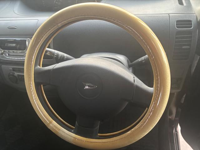 タント カスタムＸ　車検８年１０月　キーレス　純正アルミ　ドアバイザー（16枚目）