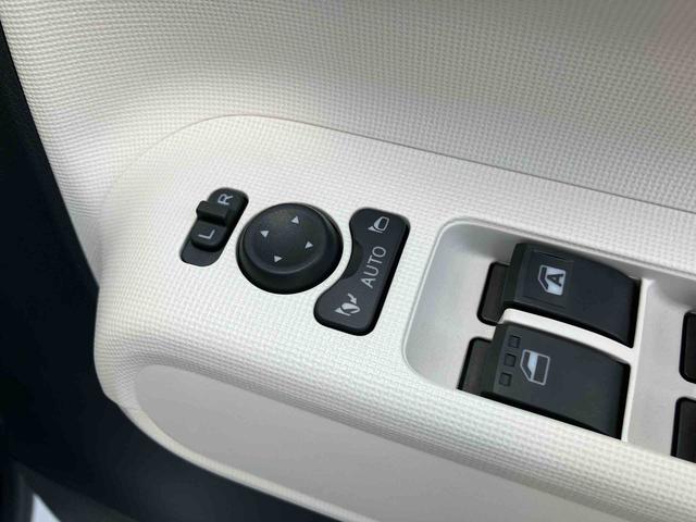 ムーヴキャンバス ストライプスＧ　ＬＥＤヘッドライト／両側電動スライドドア／コーナーセンサー／衝突回避支援システム／横滑り防止装置／オートライト／オートエアコン／電動格納ミラー／電動パーキングブレーキ（43枚目）