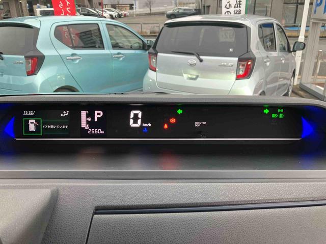 タント カスタムＸ　ＬＥＤヘッドライト／両側電動スライドドア／コーナーセンサー／アイドリングストップ／衝突回避支援システム／横滑り防止装置／オートエアコン／アルミホイール／キーフリーシステム／電動格納ミラー／オートライト（4枚目）