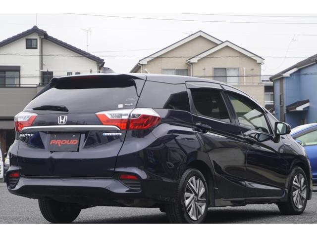 シャトル ハイブリッドＸスタイルエディション　１年保証付　車検令和９年１月迄　純正ナビ　フルセグ　バックカメラ　Ｂｌｕｅｔｏｏｔｈ　ミラー型ドライブレコーダー　ＥＴＣ　ステアリングスイッチ　クルーズコントロール　ＬＥＤヘッドライト　ＣＤ・ＤＶＤ（8枚目）