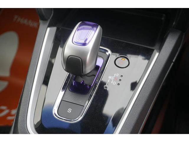 シャトル ハイブリッドＸスタイルエディション　１年保証付　車検令和９年１月迄　純正ナビ　フルセグ　バックカメラ　Ｂｌｕｅｔｏｏｔｈ　ミラー型ドライブレコーダー　ＥＴＣ　ステアリングスイッチ　クルーズコントロール　ＬＥＤヘッドライト　ＣＤ・ＤＶＤ（22枚目）