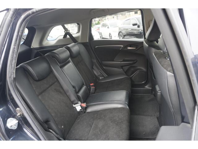 シャトル ハイブリッドＸスタイルエディション　１年保証付　車検令和９年１月迄　純正ナビ　フルセグ　バックカメラ　Ｂｌｕｅｔｏｏｔｈ　ミラー型ドライブレコーダー　ＥＴＣ　ステアリングスイッチ　クルーズコントロール　ＬＥＤヘッドライト　ＣＤ・ＤＶＤ（31枚目）