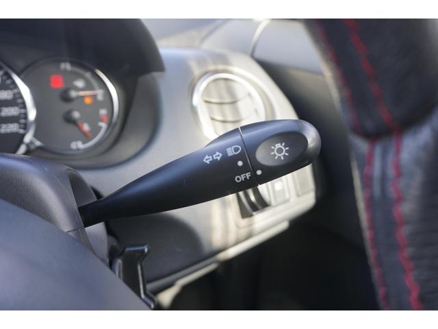 スイフト スポーツ 1年保証付 マニュアル車 ETC HIDヘッドライト スマートキー オートエアコン フォグランプ 電動格納ミラー ウィンカーミラー バニティミラー 純正アルミホイール 純正RECAROシート(22枚目)