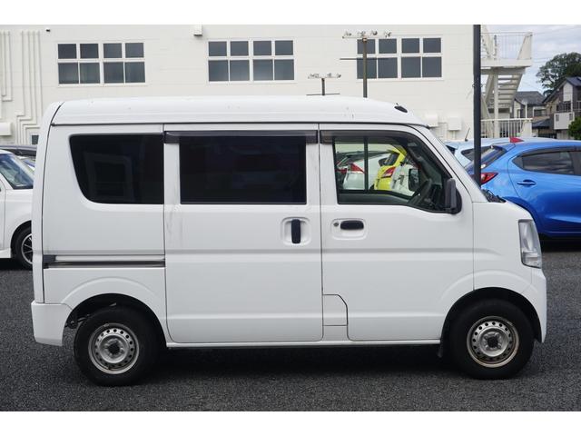 NV100クリッパーバン DX 1年保証付 純正オーディオ ラジオ 両側スライドドア ヘッドライトレベライザー スペアキー エアコン ドアバイザー 運転席・助手席エアバッグ(9枚目)