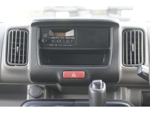 NV100クリッパーバン DX 1年保証付 純正オーディオ ラジオ 両側スライドドア ヘッドライトレベライザー スペアキー エアコン ドアバイザー 運転席・助手席エアバッグ(18枚目)