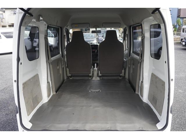 NV100クリッパーバン DX 1年保証付 純正オーディオ ラジオ 両側スライドドア ヘッドライトレベライザー スペアキー エアコン ドアバイザー 運転席・助手席エアバッグ(31枚目)