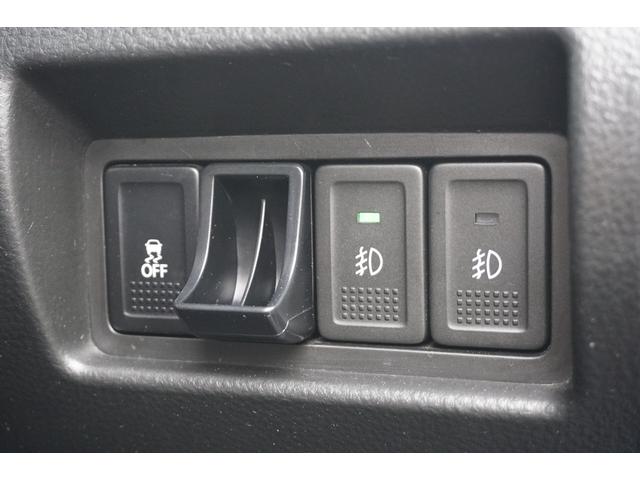 スイフトスポーツ ベースグレード　１年保証付　社外ナビ　車高調　フルセグ　Ｂｌｕｅｔｏｏｔｈ　ＥＴＣ　マニュアル車　社外マフラー　クルーズコントロール　ＬＥＤヘッドライト　オートライト　ＣＤ・ＤＶＤ　社外アルミホイール　スマートキー（26枚目）