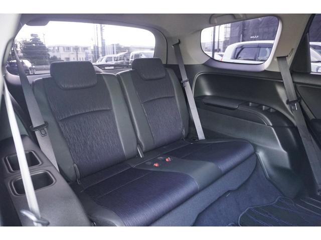 オデッセイ アブソルート　１年保証付　純正ＨＤＤナビ　ワンセグＴＶ　バックカメラ　ＥＴＣ　フリップダウンモニター　ＨＩＤヘッドライト　オートライト　ＣＤ・ＤＶＤ再生　スマートキー　クルーズコントロール　ステアリングスイッチ（31枚目）